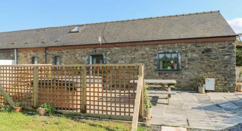 Peaceful cottage with hot tub & ground floor suite in Wiston
