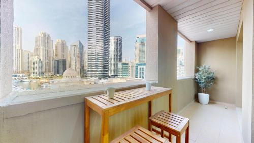Locations l Serene 2 Bed l Dubai Marina l Manchester Tower - image 6