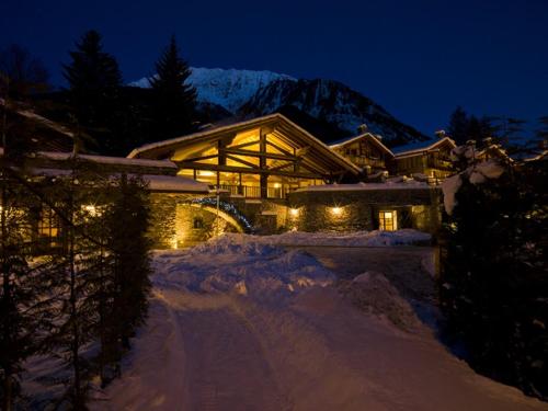 Au Coeur Des Neiges & SPA Courmayeur