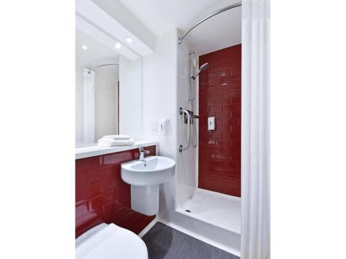 Travelodge London Balham – London