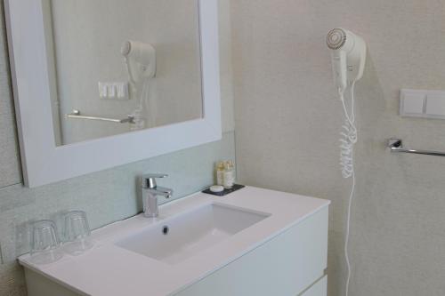 Double room, deluxe, partial sea view