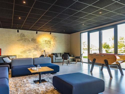 設施, 宜必思馬賽馬里尼亞納科技園酒店 (Ibis Marseille Marignane Technopole) in 馬里尼阿納