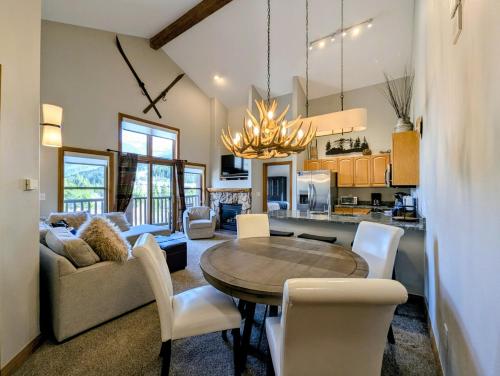 Hidden River Lodge 5992 by SummitCove Lodging, Keystone
