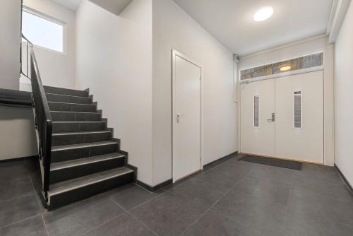IDEAL FOR COMPANIES! Newly renovated and furnished appartements in Centrum Ulsteinvik in อุลสไตน์วิค