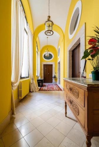 Castello Holiday Suite - Luxury Apartment