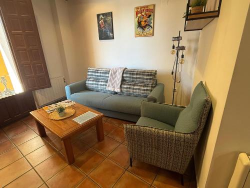 2 bedrooms, 3 beds