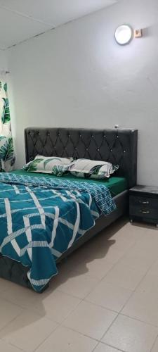 Titre de l'annonce Appartement Maison Sipim aéroport, zone 4 4 pièces – khách sạn tại Port-Bouet