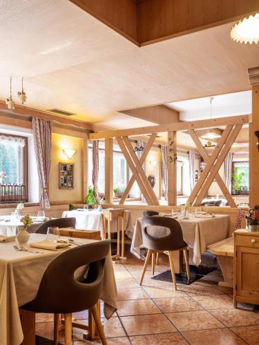 Hotel & Ristorante Baita Dovich 2