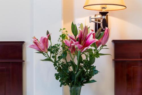 Facilities, Valentine Luxury hotel - 31 Bui Vien Street in Ho Chi Minh City