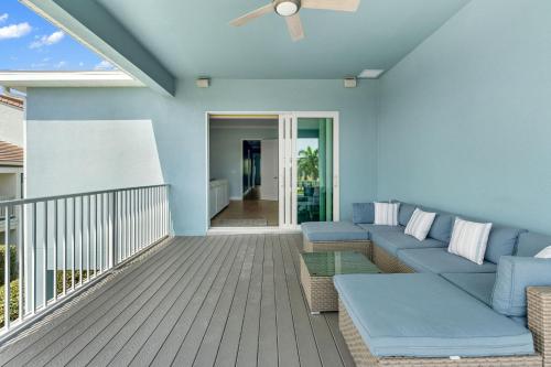 Sea Haven - Private Beach Home Near Orlando - Heated Pool & Spa in Indialantic (Florida)