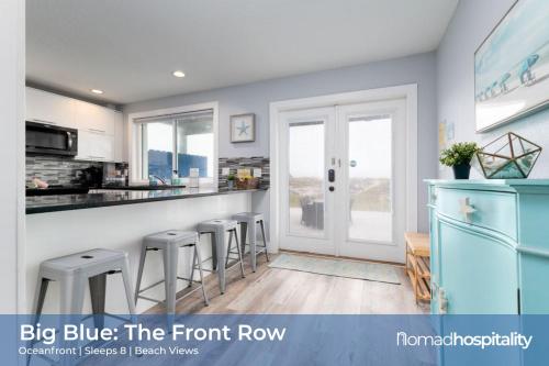 Be A Nomad - Ocean Front Bottom Stylish Unit in Neptune Beach, USA