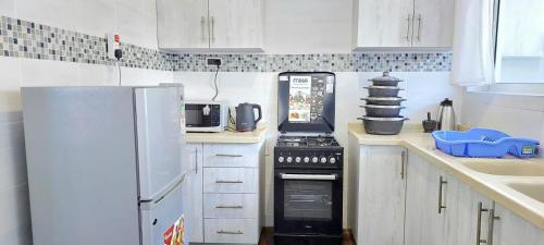 Nyali Luxe stay-3BR with AC WIFI Netflix in Mombasa