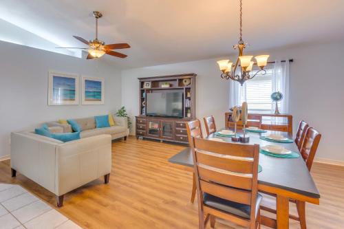 ADA Friendly! Convenient Family Home in Pensacola – khách sạn tại Bellview