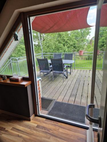 陽台/露台, Ferienwohnung auch für Monteure geeignet (Ferienwohnung auch fur Monteure geeignet) in 弗雷倫