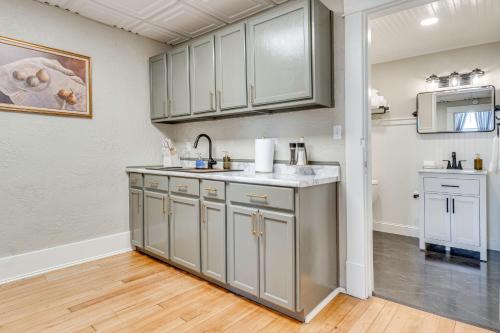 Historic Lebanon Gem Central Walkable Location! in 萊巴嫩