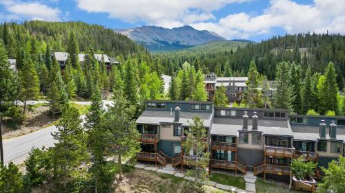 4BR Mt Baldy Townhome On Bus Route in Sally Barber