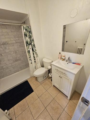 Private Room for FIFA WORLDCUP Lovers-Direct Access to BMO FIELD-FAST WIFI