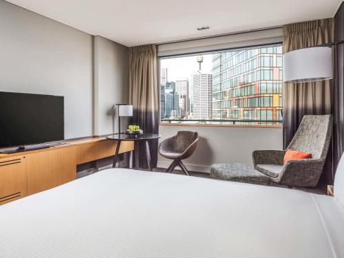 Novotel Sydney On Darling Harbour - image 14
