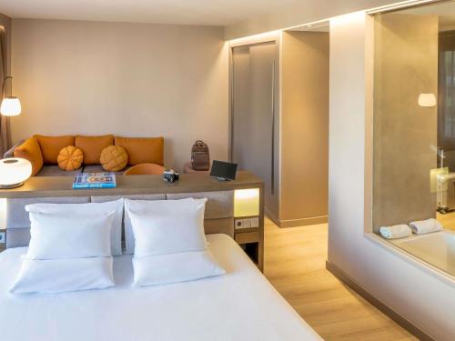 Novotel Campo De Las Naciones - image 34