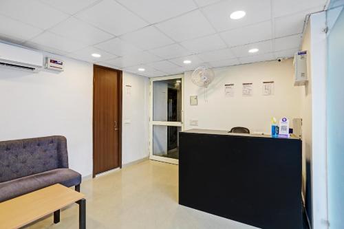 Collection O Agniv Residency Near Saket Metro photo 4