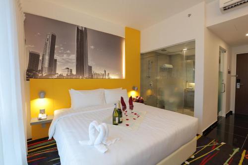 room detail thumbnail 0