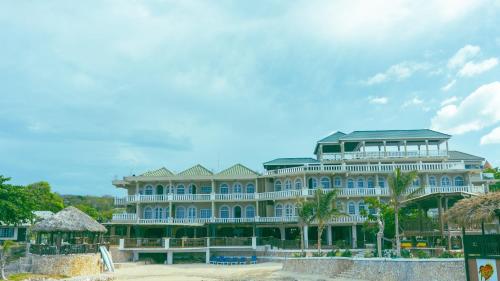 숙소 외관, Tiamo Beach Resort and Spa- Adults Only in 런어웨이 베이