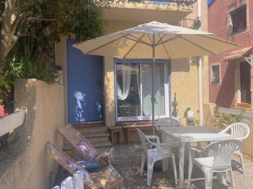 Maison rénovée proche port - 4 pers. - FR-1-833-40