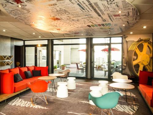 Hotellet från utsidan, ibis Orly Chevilly Tram 7 in Paris-Orly flygplats