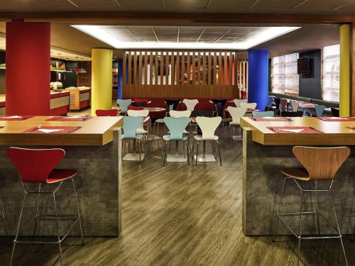 レストラン, ibis Sao Paulo Morumbi in イタイン ビビ