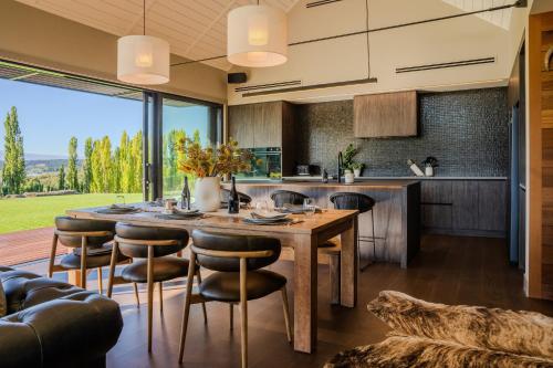 المرافق, D&D Lodge - Central Otago Architectural Retreat in الكسندرا