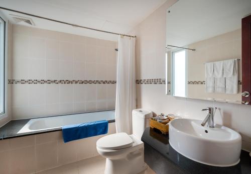 room detail thumbnail 2