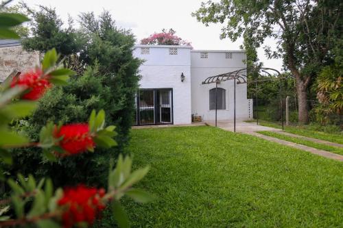 Casa con pileta Sauce Viejo, Cerca del rio y aeropuerto in 索斯比埃荷