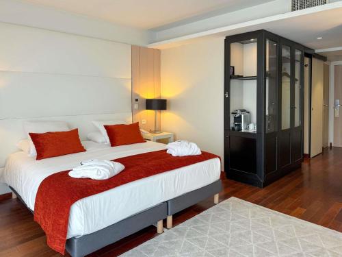 1 queen bed
