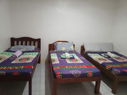 Pescador View - Beach Resort & Restaurant Room Type - Quadruple Room with Private Bathroom