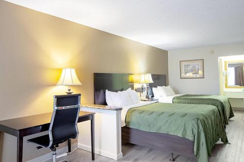 Quality Inn & Suites - image 33