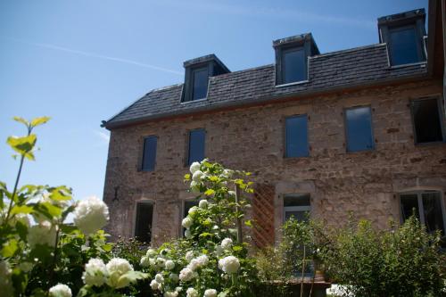 Viesnīcas āriene, Le Machaon - Maison et Table d'Hôtes (Le Machaon - Maison et Table d'Hotes) in Vezins-de-Levezou