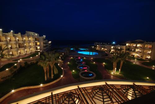 숙소 외관, Coral Hills Resort & SPA in 엘 쿠세이르