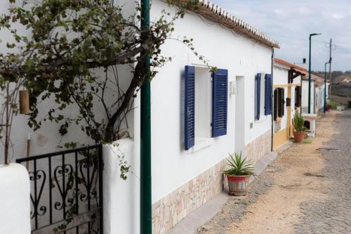Exterior view, Family Surf Home Aljezur in Aljezur