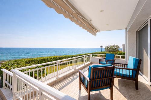 Theatre Home Sea View – khách sạn tại Moudania