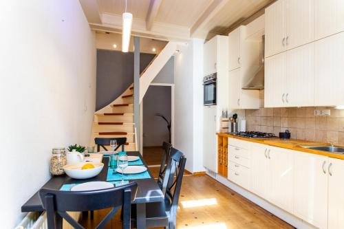 Facilities, Comfortable historic house in the city center in Binnenstad-Oost