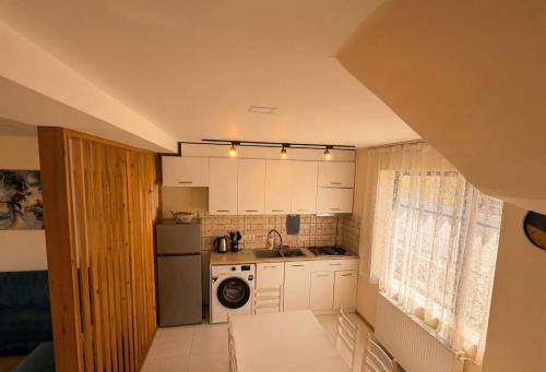 MV Cottage 1 - Two-Bedroom Villa in Tsemi