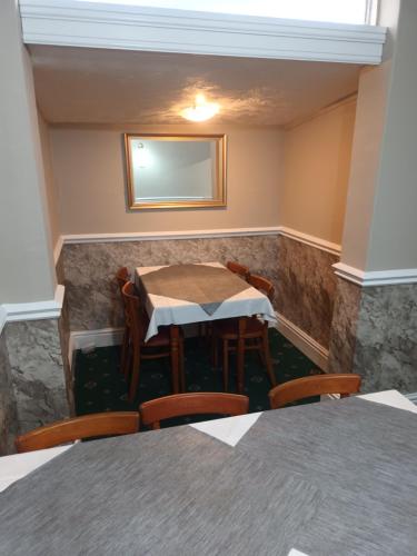 Strides Hotel 4