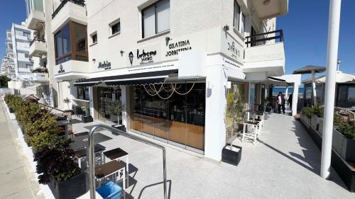 المنظر الخارجي, Davinci Seaview 2BDR Apartment Makenzy Larnaka in شاطئ كاستيلا