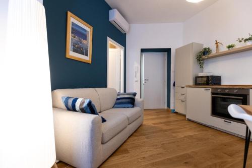 City Blue Apartment