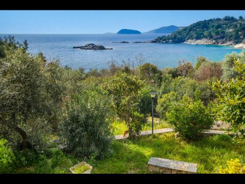 Seaside Stories in Toska
