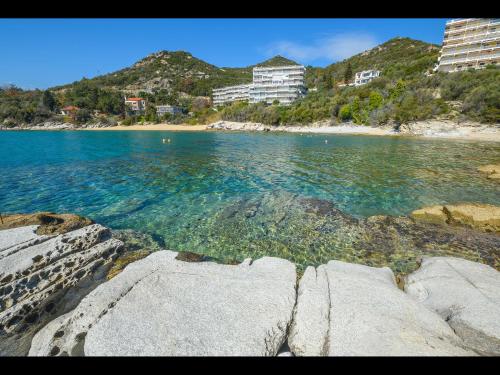 Seaside Stories in Toska