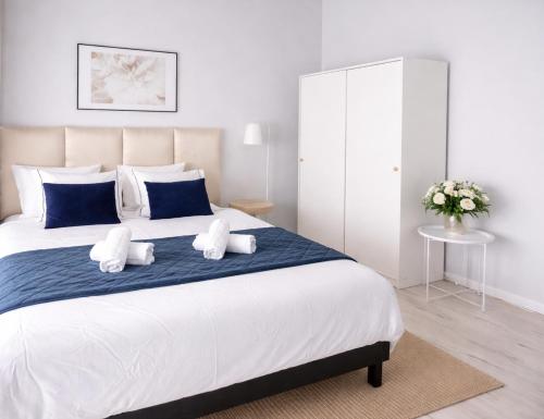Iris Home in วาราเลีย