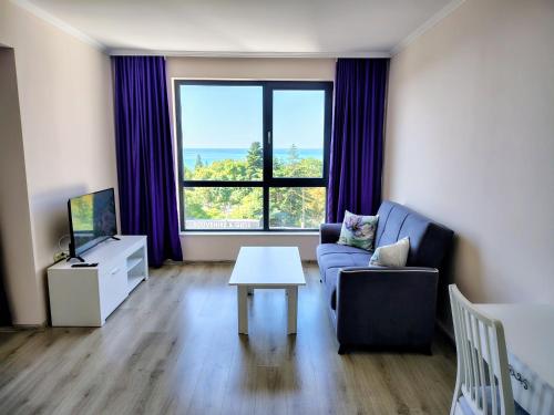 Апартамент Ивела, Balchik