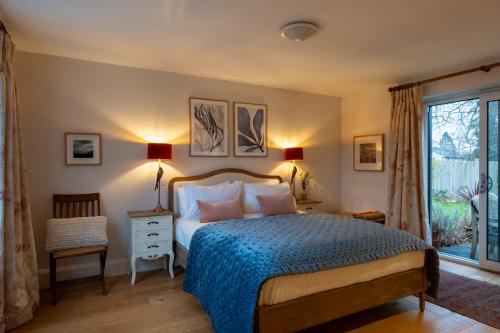 Beautiful, Spacious ensuite room with parking – khách sạn tại Combe Down