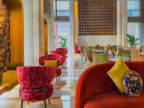 Лобби, Southern Sun Abu Dhabi Hotel in Абу-Даби